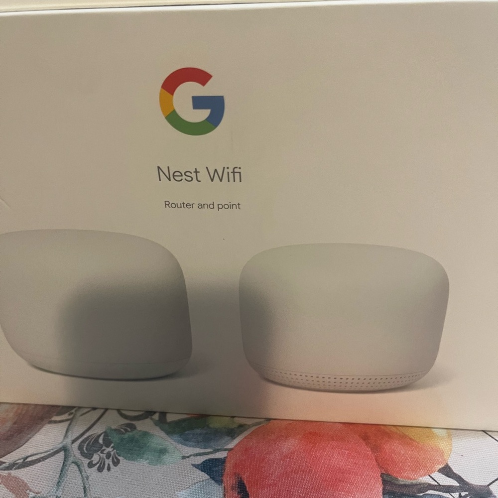 Google NEST‎ WIFI ROUTER AND POINT SYSTEM IN THE COLOR SNOW - Picture 3 of 6